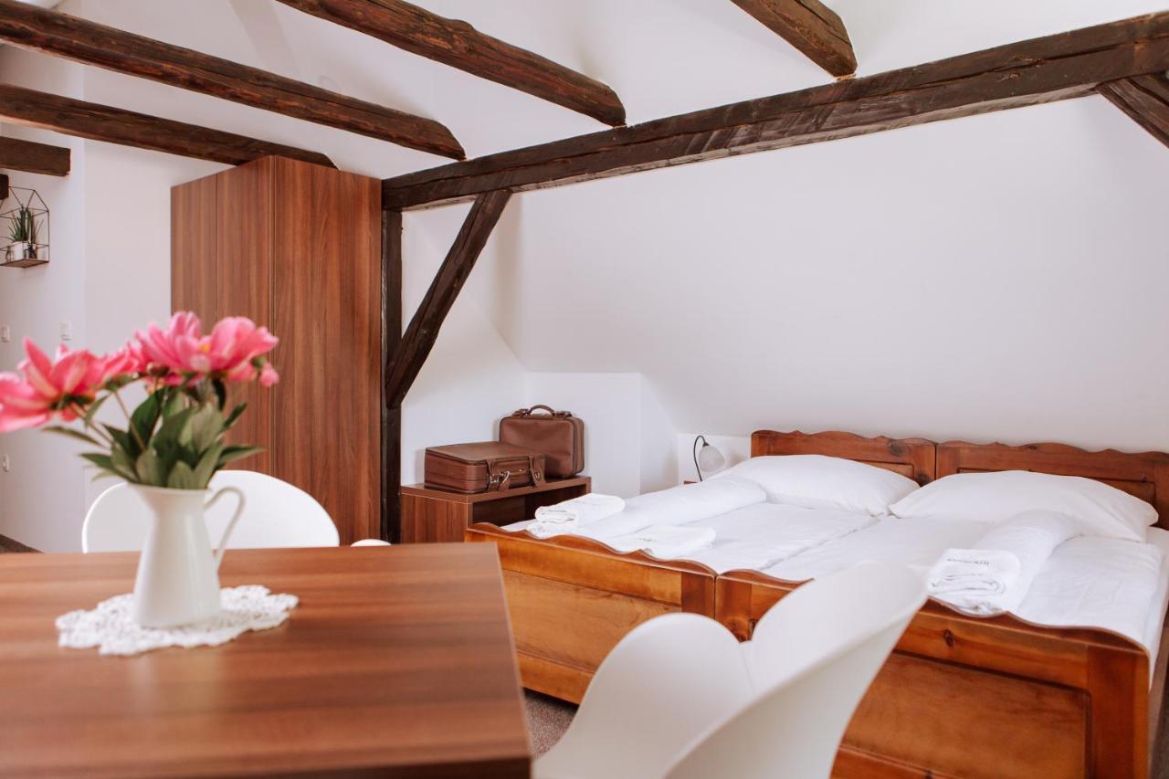 Gostisce Krivograd Hotel Prevalje Luaran gambar
